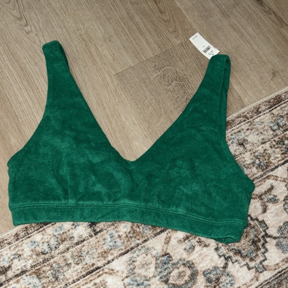 aerie terry sport bra in green - Picture 9 of 11